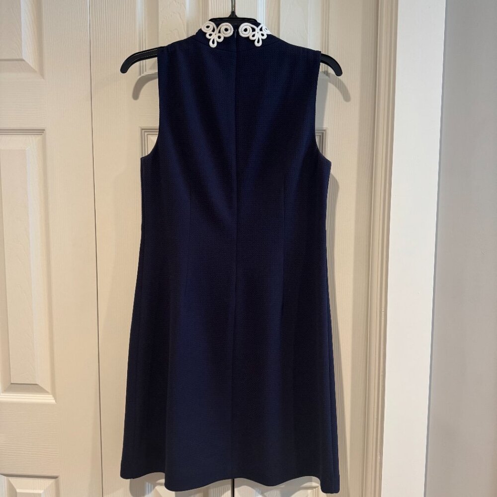 Vince Camuto Navy & White Mandarin Collar Sleeveless Mini Shift Dress Sz 8 - Picture 6 of 9